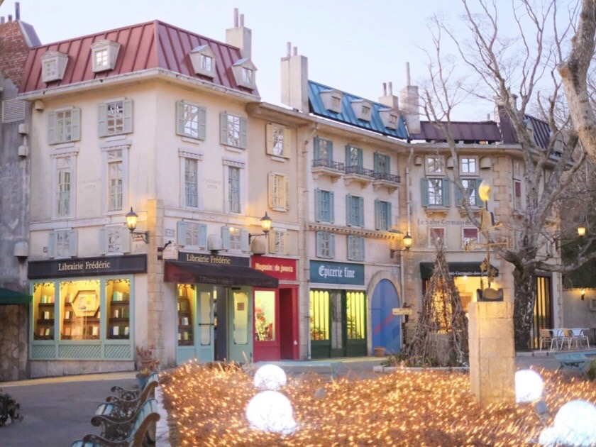 A photo spot in the French-style townscape