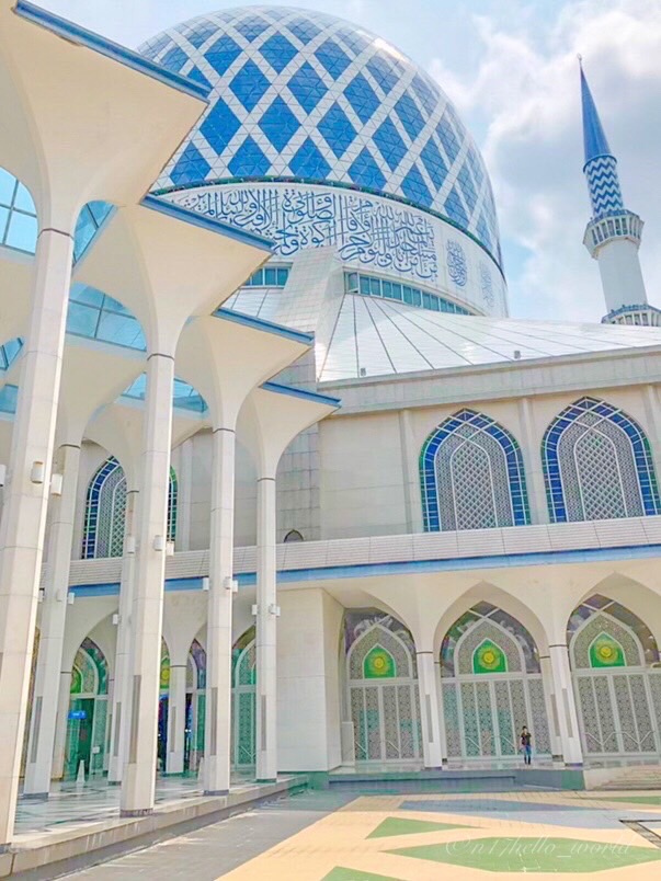The Blue Mosque in Shah Alam (Sultan Salahuddin Abdul Aziz Shah Mosque)